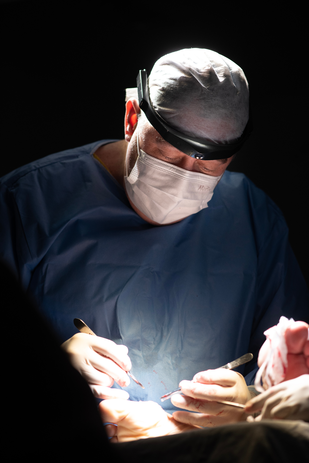 Dr. César Eduardo Castro Ferreira Martins — ortopedista pé e tornozelo em Londrina